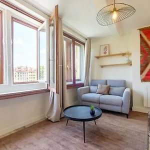 https://honor-suite-saint-paul.hotels-rhonealpes.com
