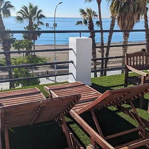 https://loft-con-gran-terraza-en-primera-linea-de-playa.es-andalucia.com