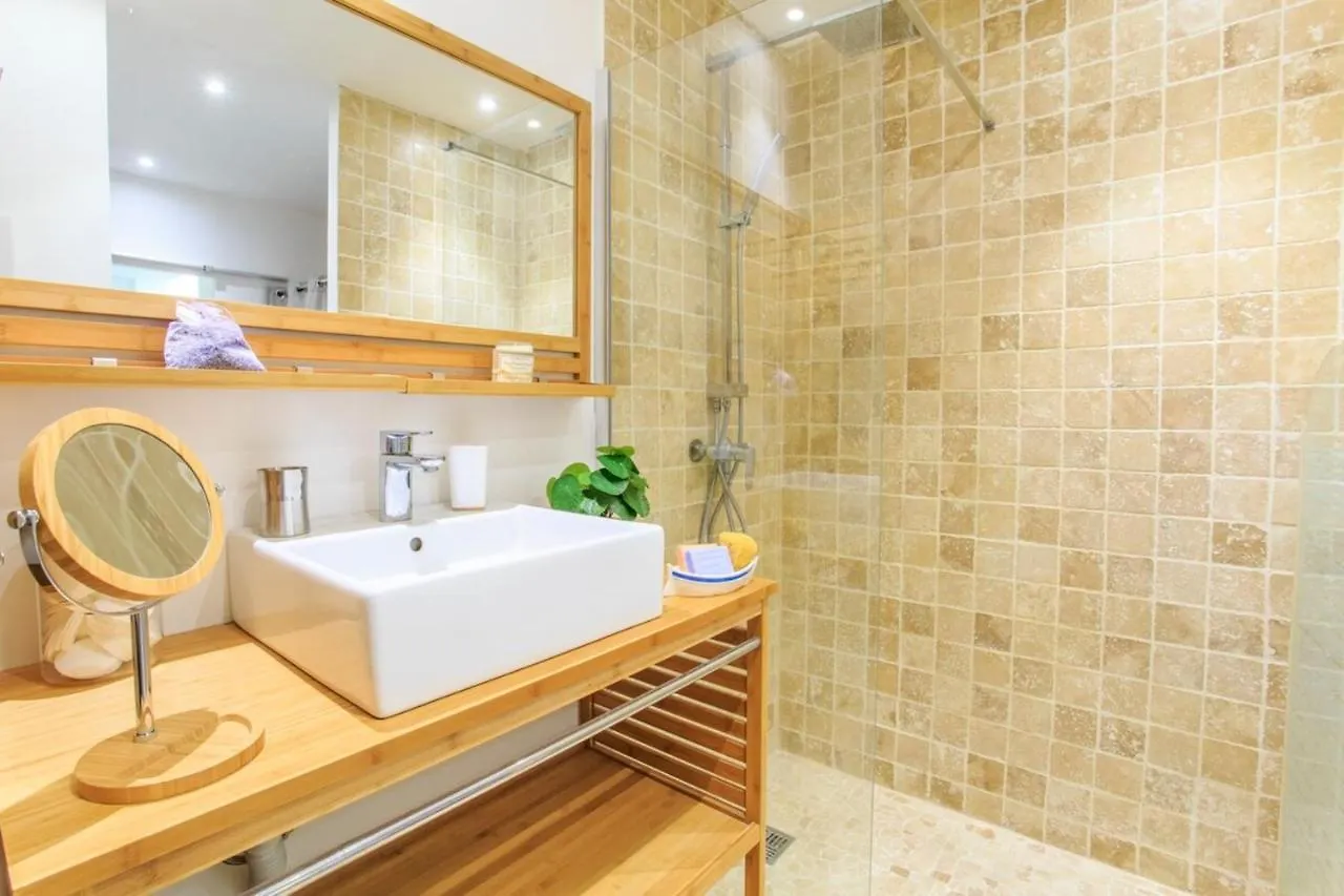 Sud Passion - Fada Vieux Port - Calme - Linge De Qualite - Lit King Size - Fibre Apartment Marseille France