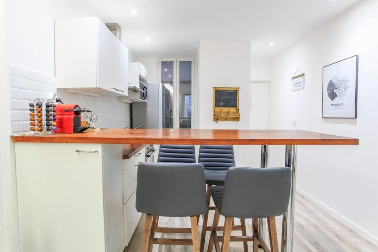 Sud Passion - Fada Vieux Port - Calme - Linge De Qualite - Lit King Size - Fibre Apartment Marseille France