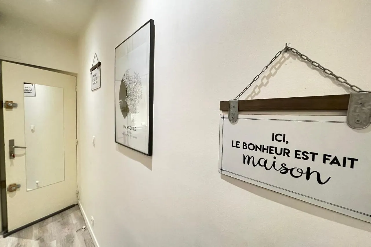 Sud Passion - Fada Vieux Port - Calme - Linge De Qualite - Lit King Size - Fibre Apartment Marseille France